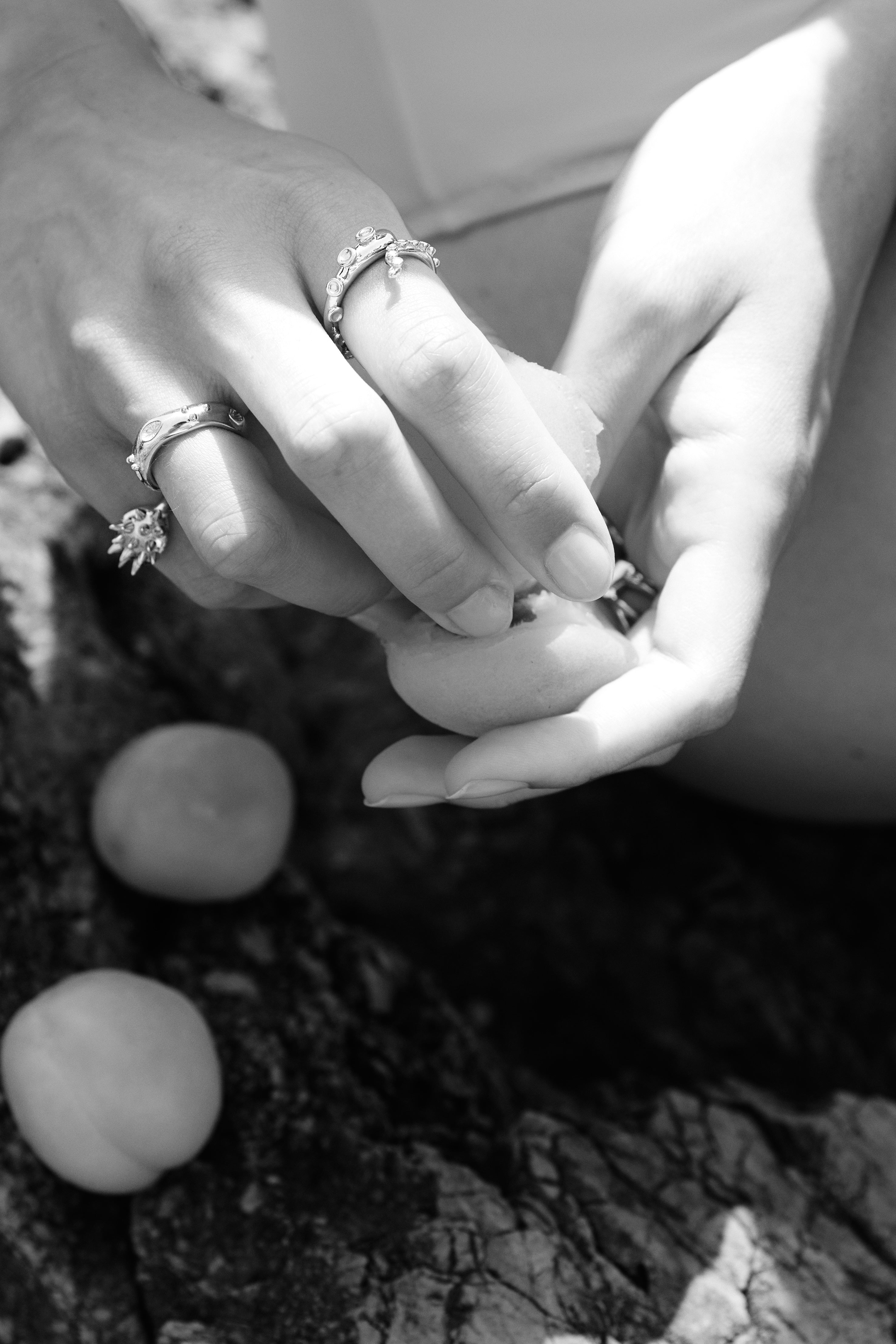 Ahinos Spike Ring
