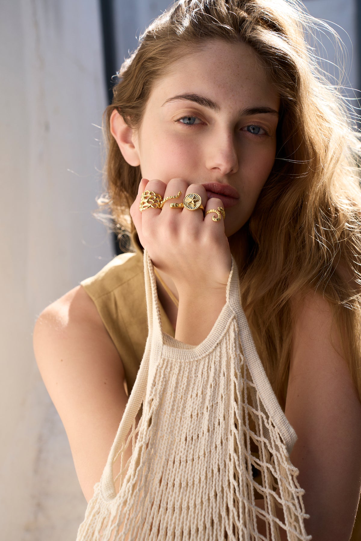 Feggeri Astra Gold Vermeil Starfish Signet Ring worn by a model